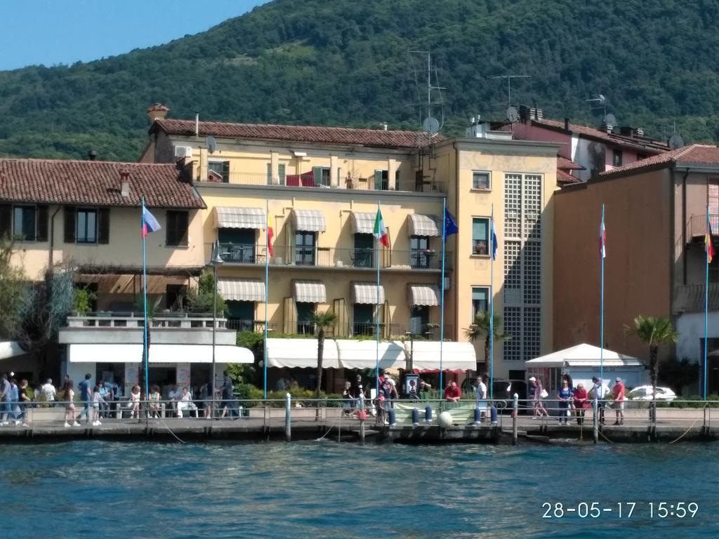 Hotel Milano Изео Екстериор снимка