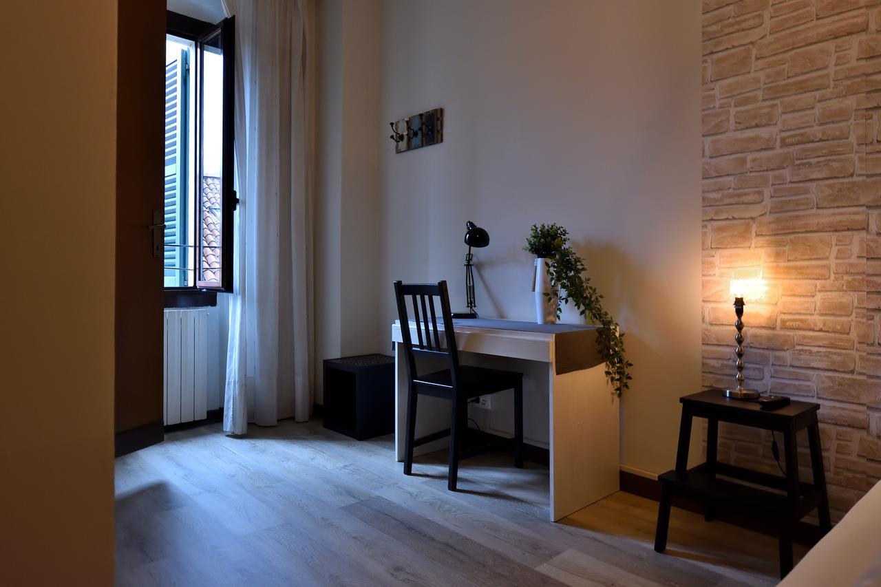Hotel Milano Изео Екстериор снимка